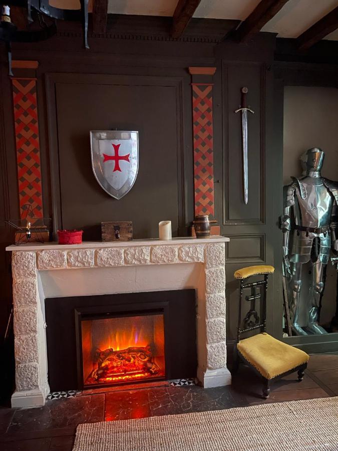Une Nuit Comme Un Chevalier! Coeur Historique - Hypercentre. Troyes Exteriör bild